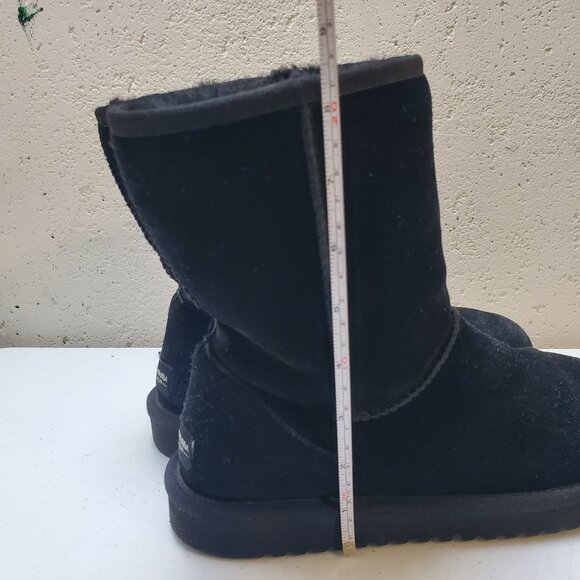 Koolaburra by UGG Black Suede Boots Short Black Women's Size 8 - Picture 10 of 10